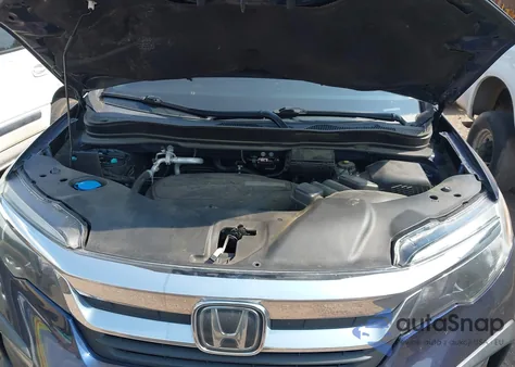 2019 Honda Pilot Ex-L z USA, uszkodzony, nr VIN 5FNYF5H56KB043938